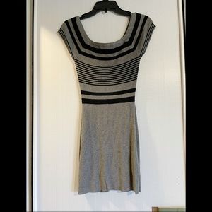 🌸3/$25🌸 Black and Grey Dress